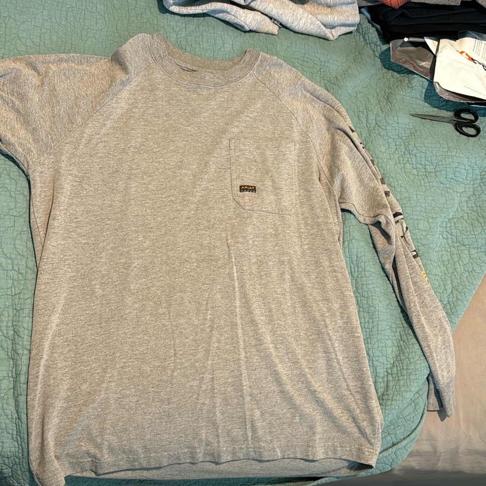 Men’s Ariat rebar long sleeve